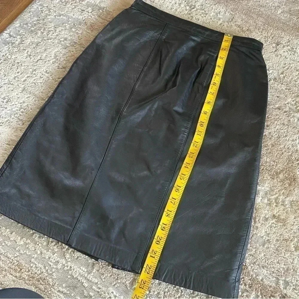 Evan Davies Petites Vintage 100% Leather Pencil Skirt Above Knee: 6